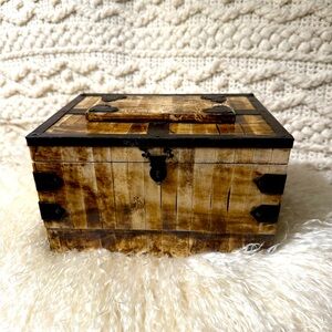 Vintage  Gary David Design Wood trinket or Jewelry Box